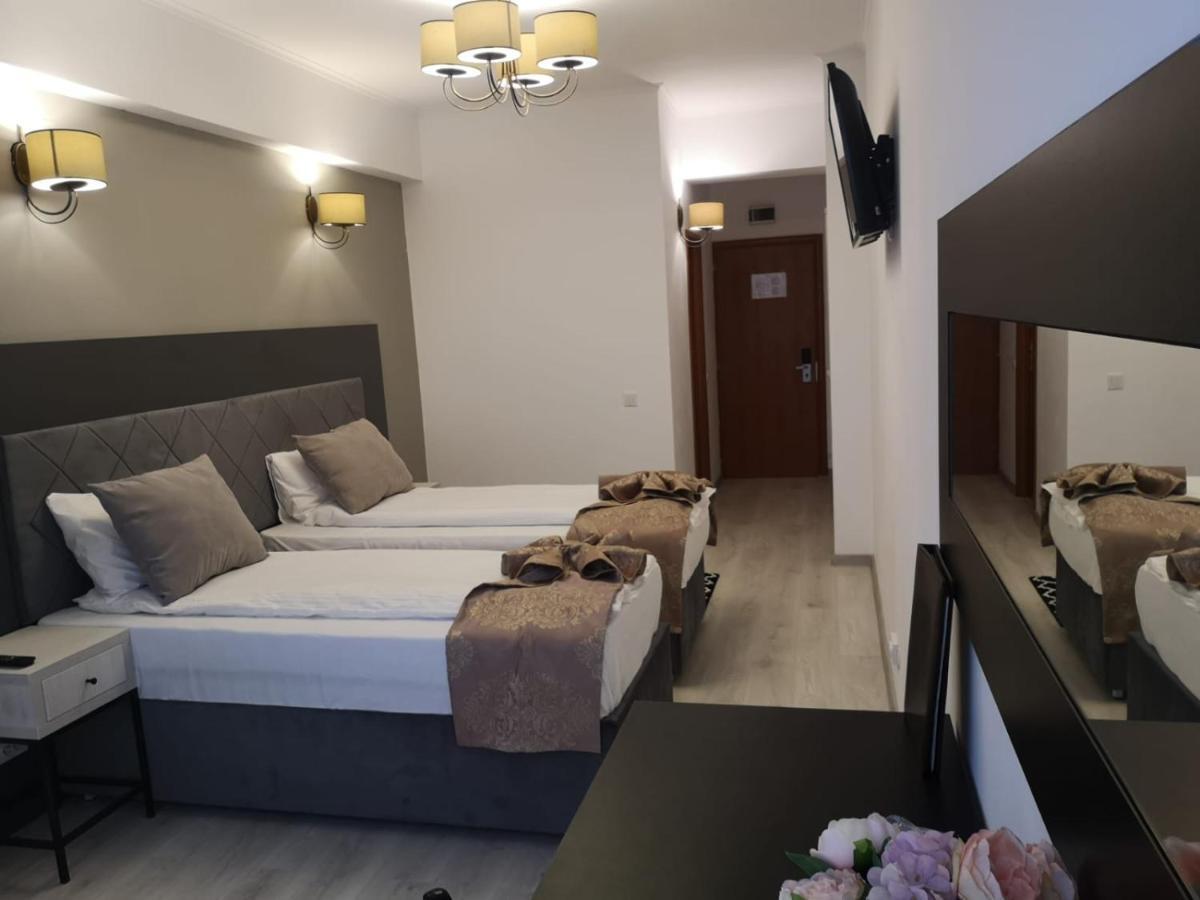 Hotel Helin - Calea Bucuresti Craiova Exterior foto